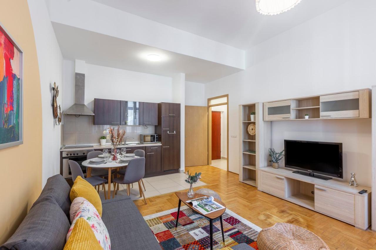 Cozy Home By Bella In The Heart Of Budapest Exteriör bild